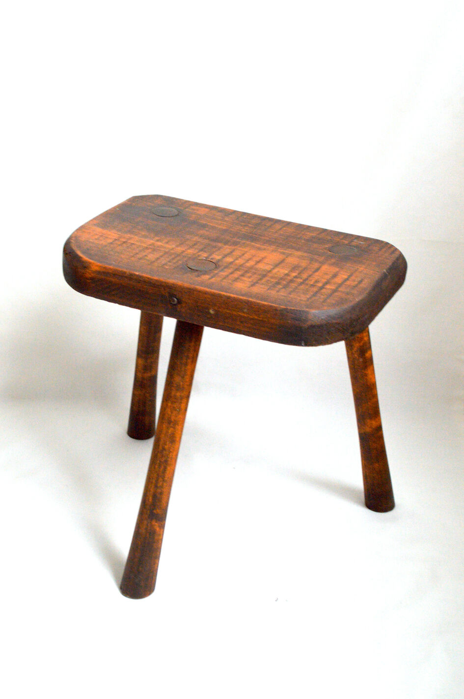 Tabouret de traite tripode