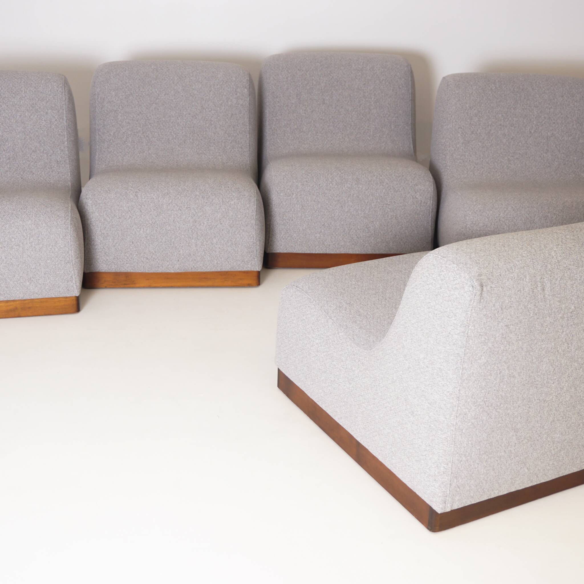 Set of Five Modular reupholstered sofa, 1970