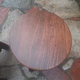 Table bas avec 2 petit tabouret
