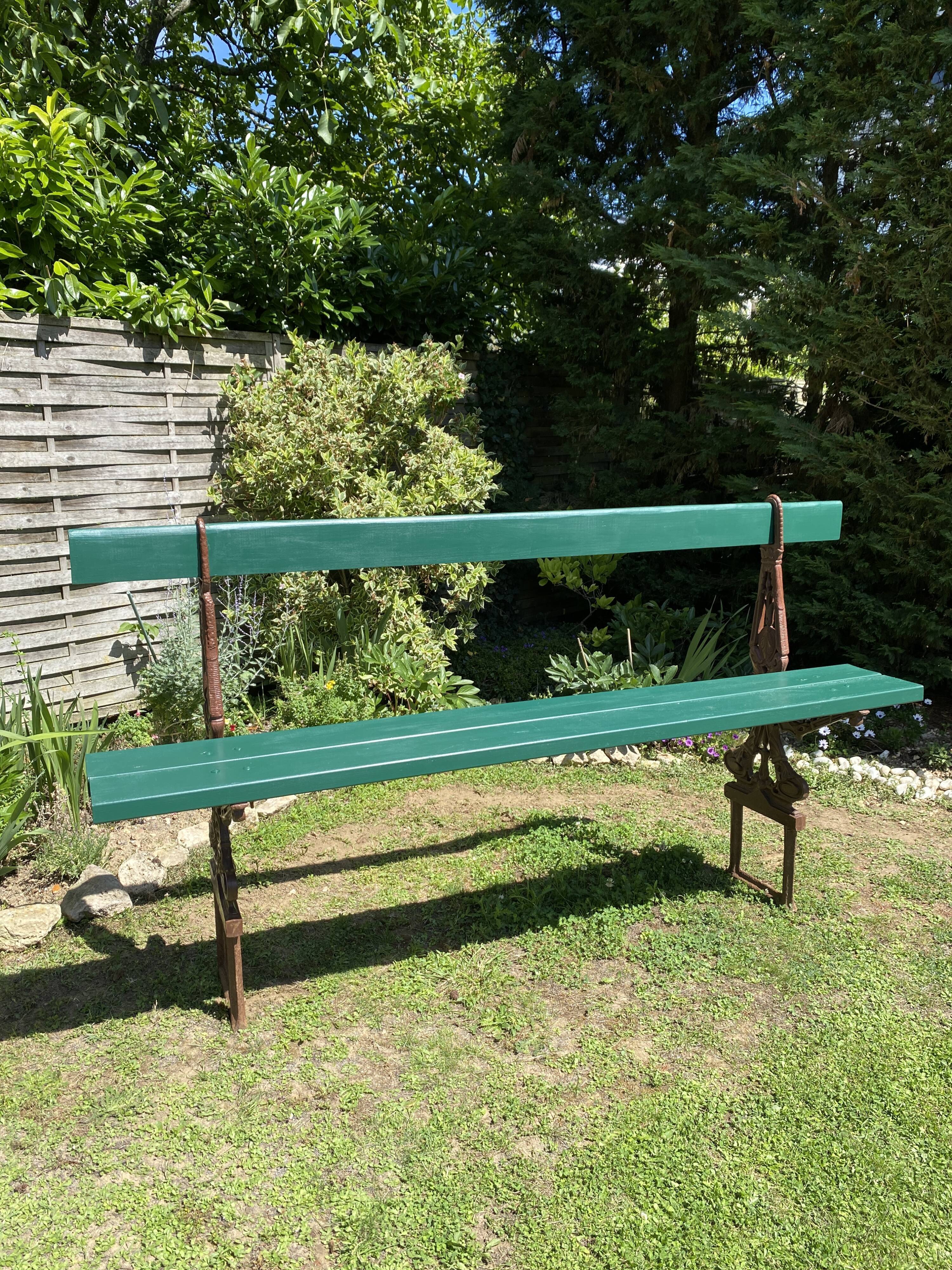 Former public bench of Paris