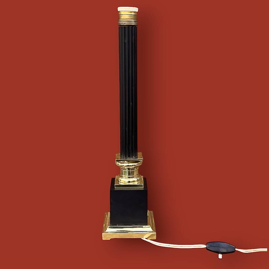 Ancienne lampe colonne néoclassique en laiton doré et noir et papier