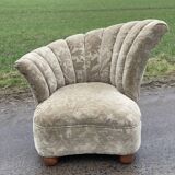 Asymmetrical Hollywood chair