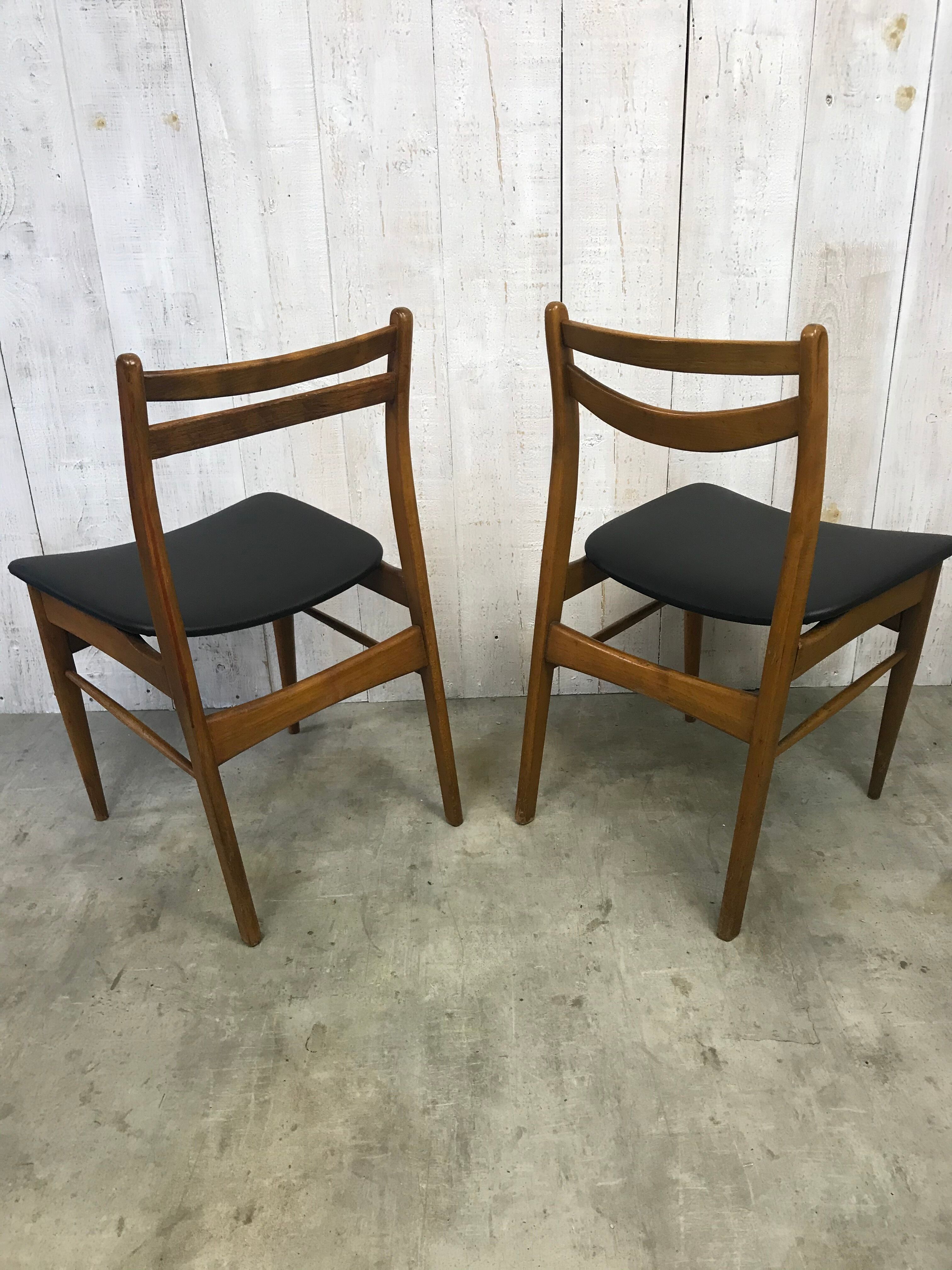 Pair of mismatched scandinavian chairs 60s