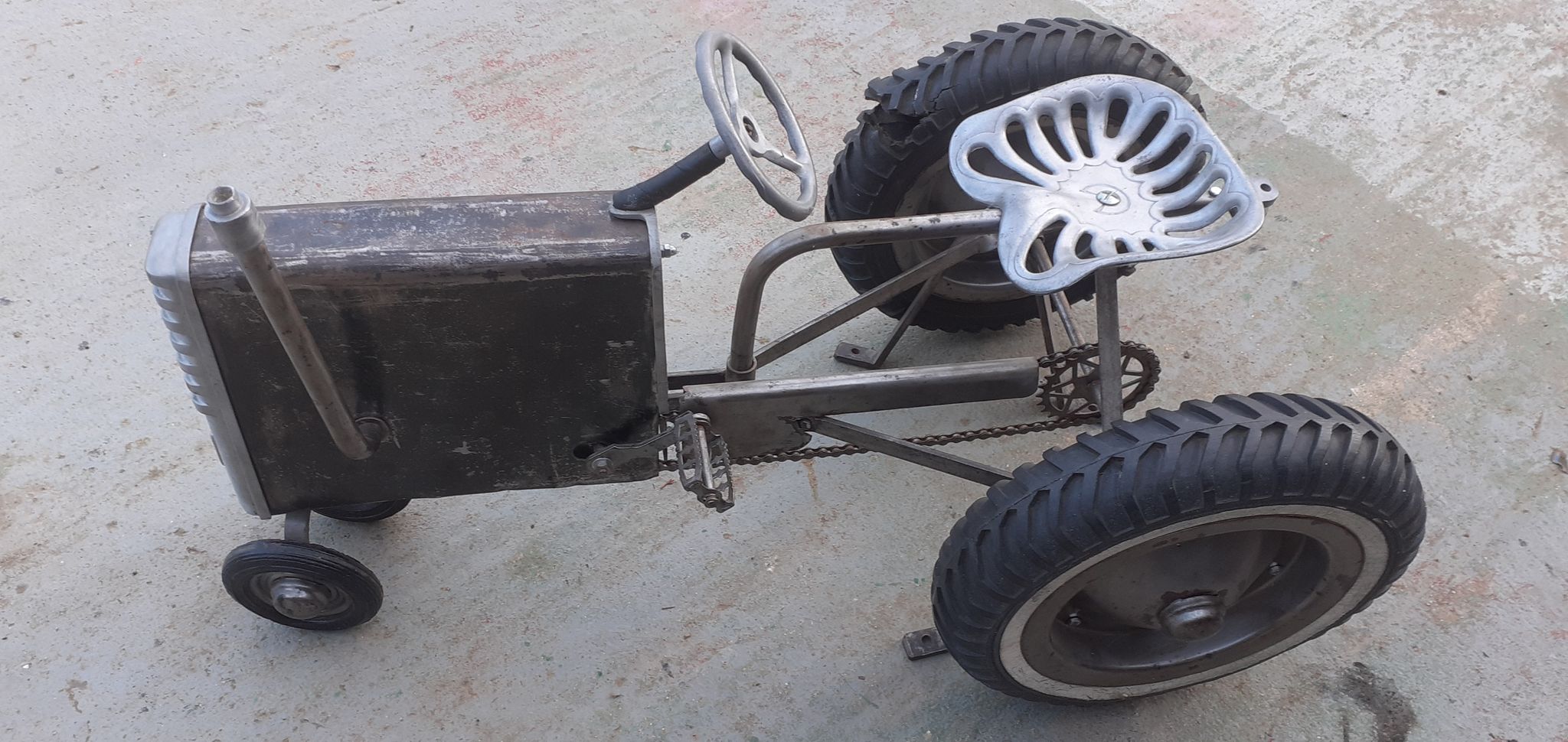Tracteur métal Rouca années 60
