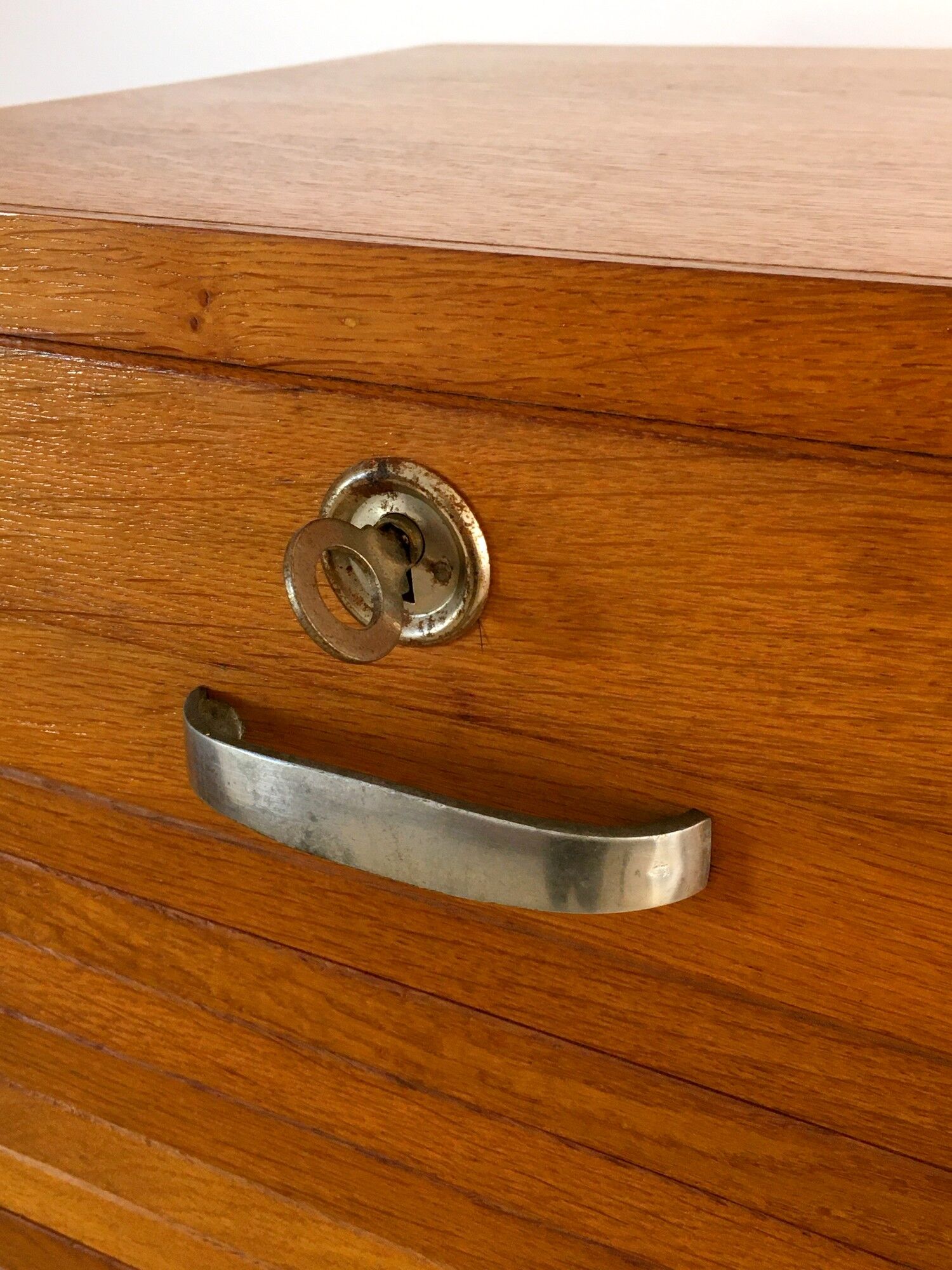 Vintage curtain binder 50s