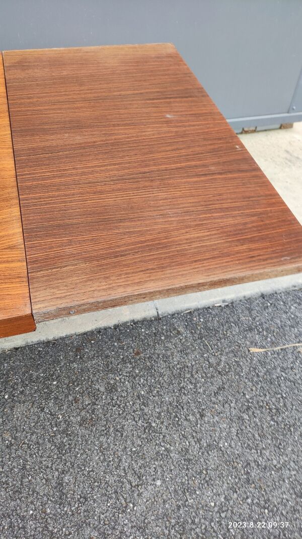 Table avec 2 rallonges