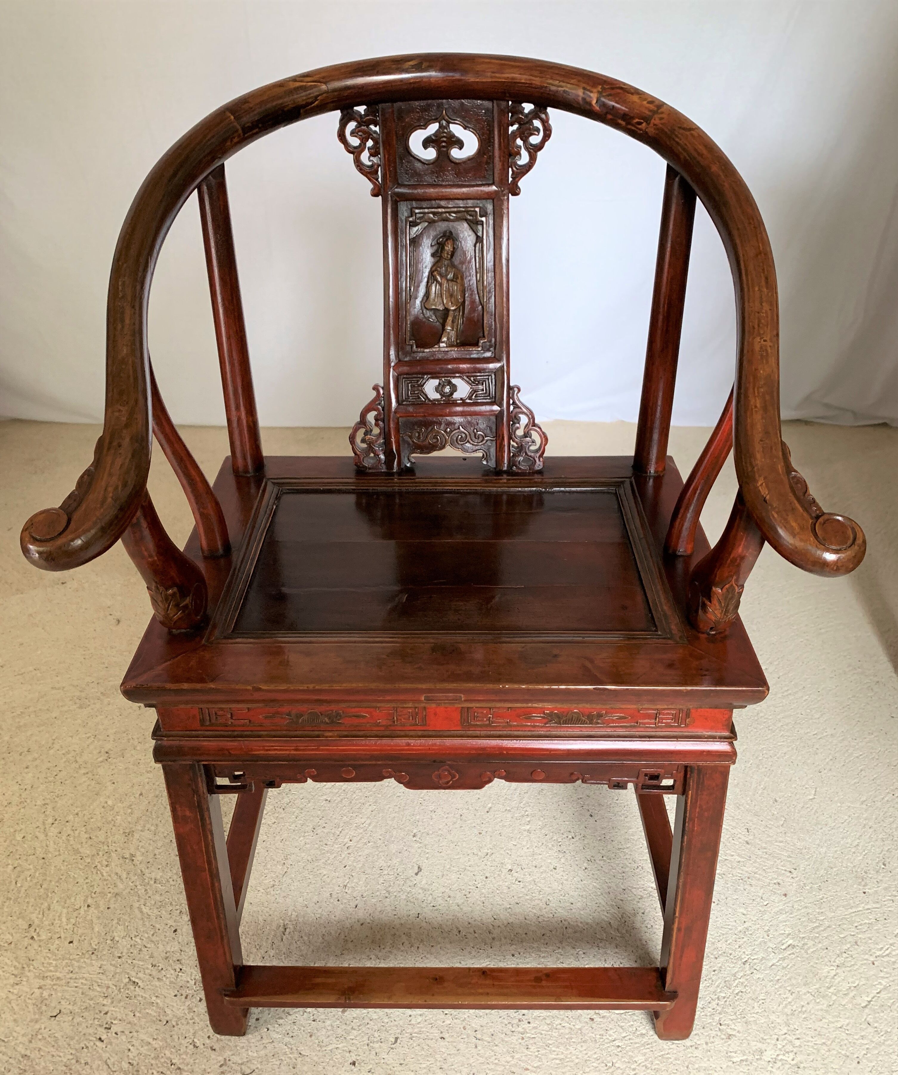 Fauteuil chinois laqué