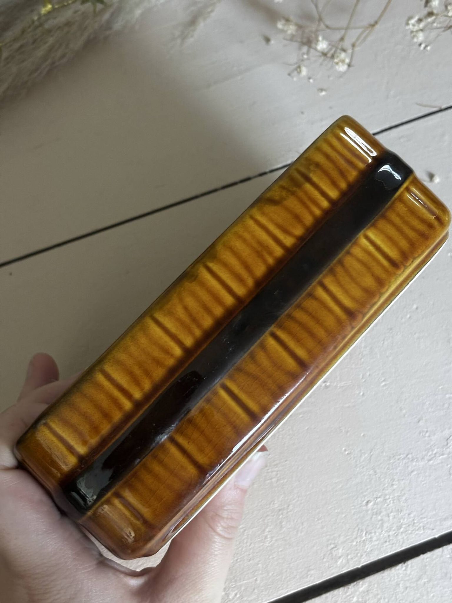 Vintage Portuguese faience butter dish with wood effect, Secla.