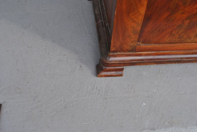 School Louis Philippe mahogany XIX