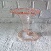 Pretty trumpet vase, in blown pink glass