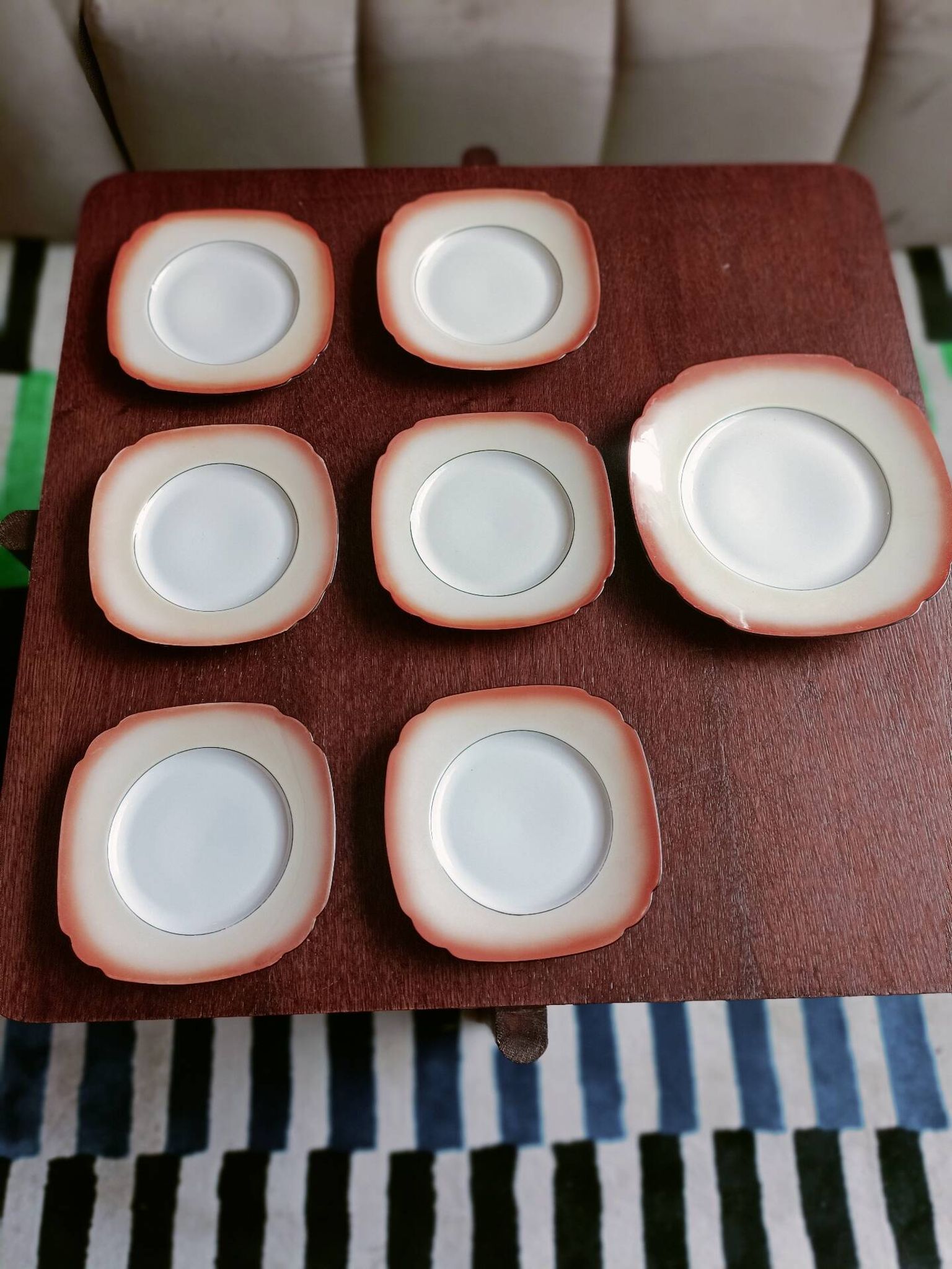 Assiettes à dessert orange en porcelaine