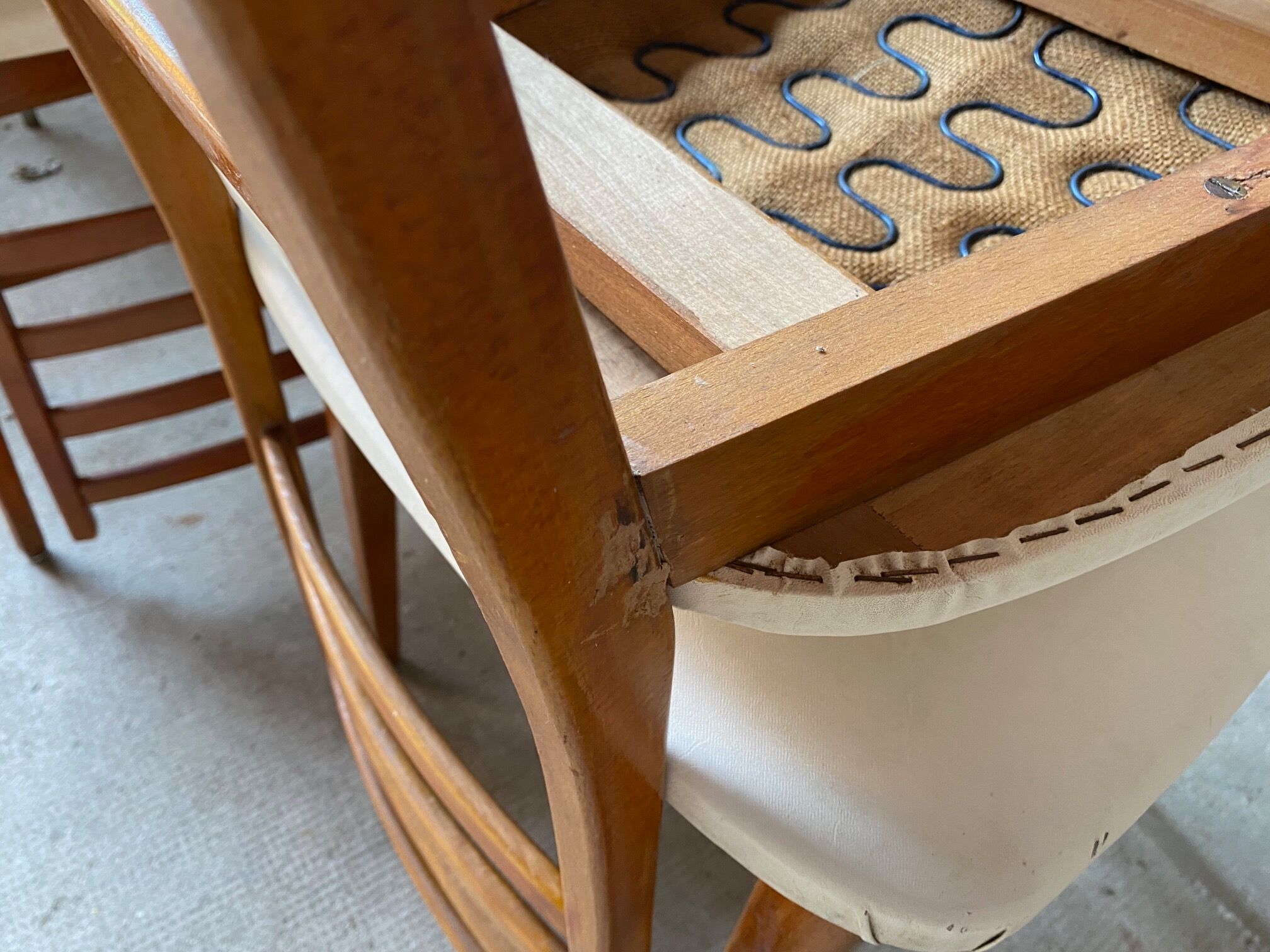 Set of 4 vintage an50 Scandinavian white chairs