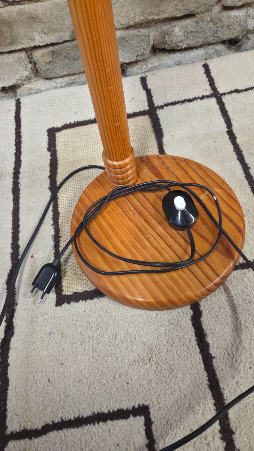 Danish pine floor lamp 1970