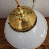 White and brass opaline globe suspension