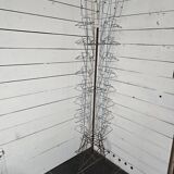 Porte carte en fer forgé sur pied