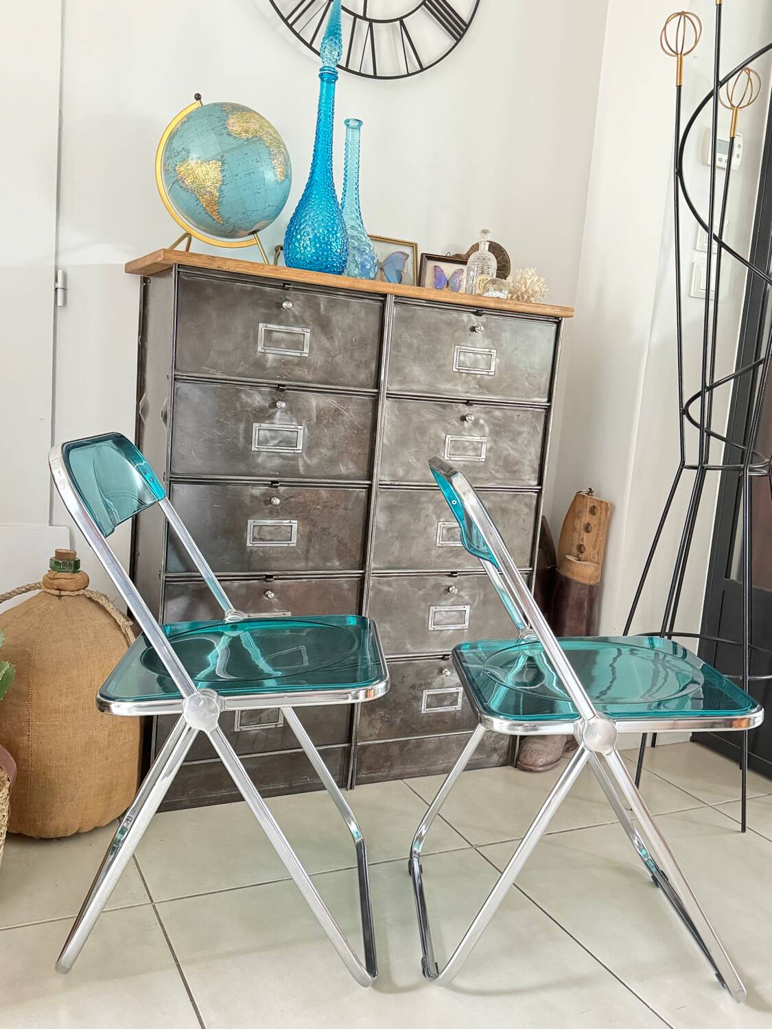 Set of 4 blue Plia folding chairs by Castelli
