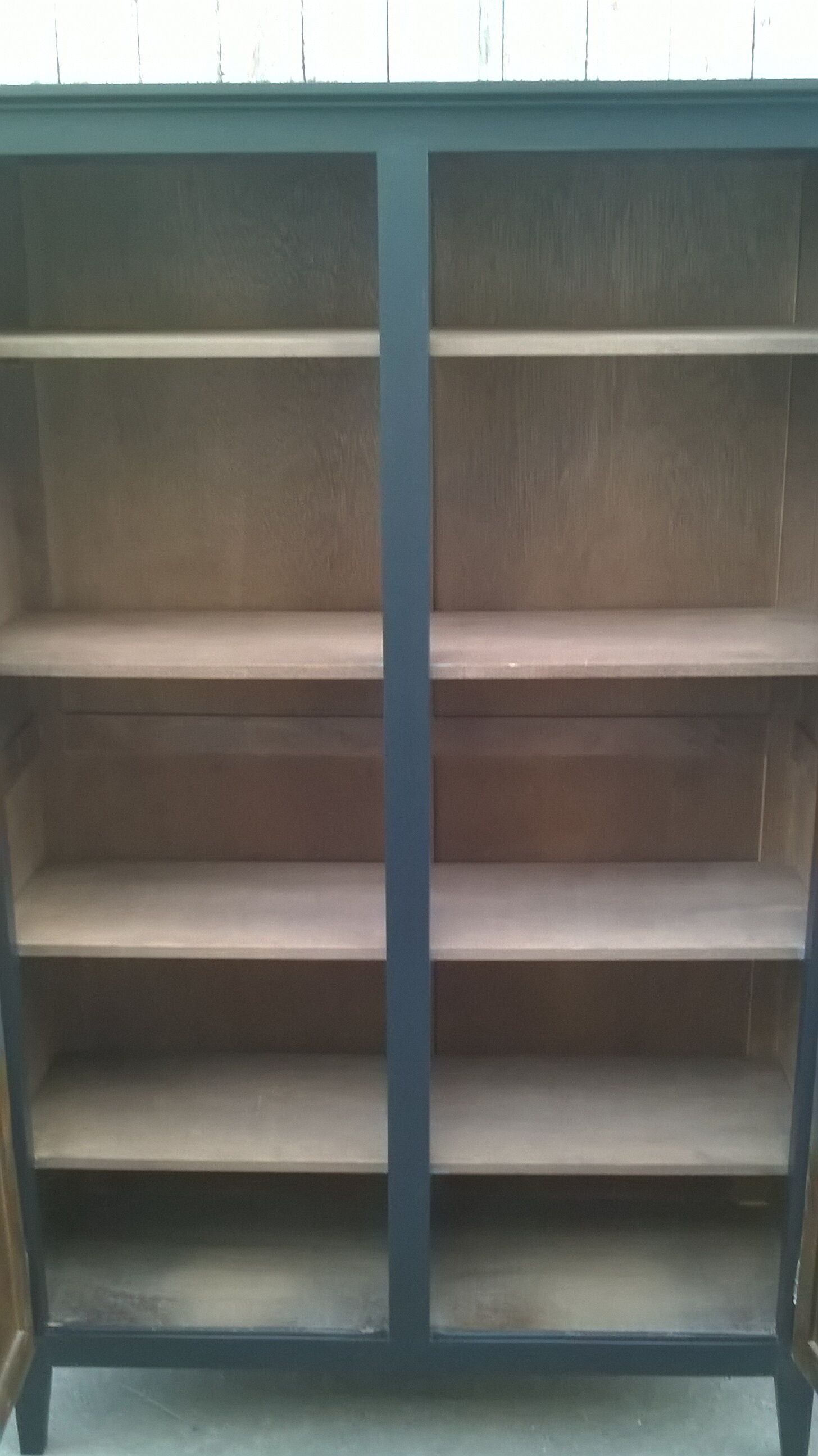 Parisian showcase cabinet