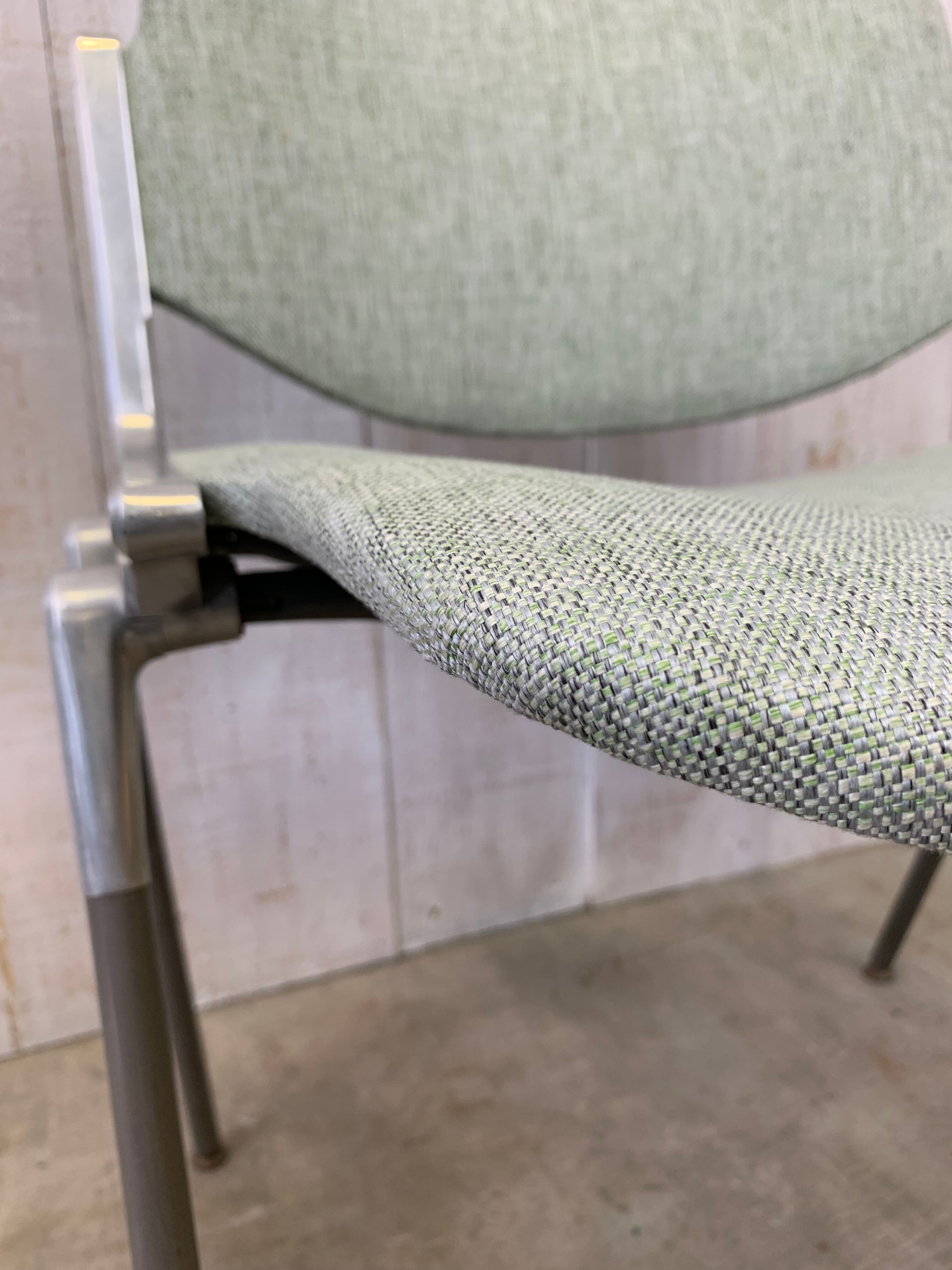 Series of 4 chairs by Giancarlo Piretti, Castelli 70