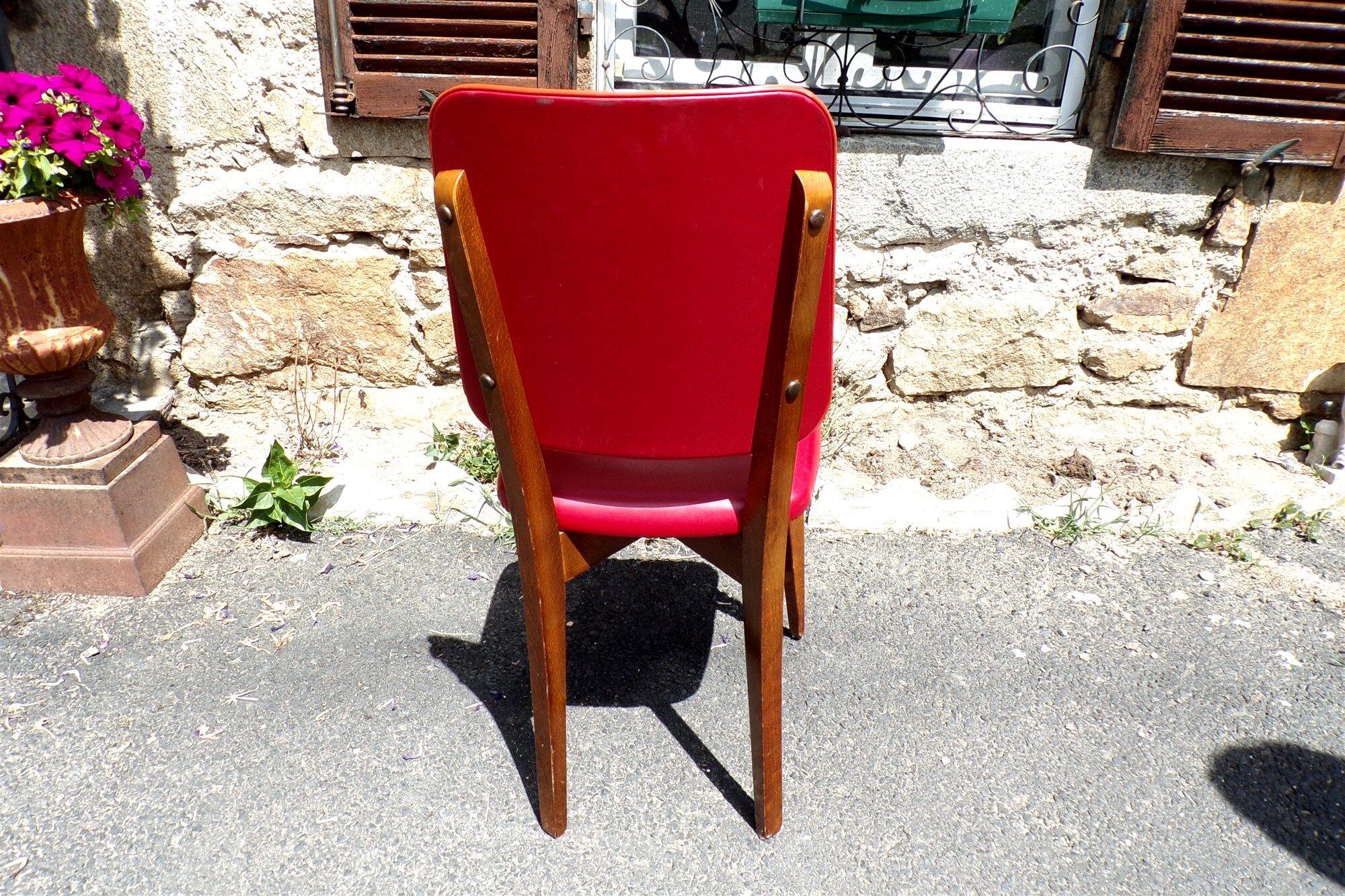 Lot of 6 vintage red skai chairs