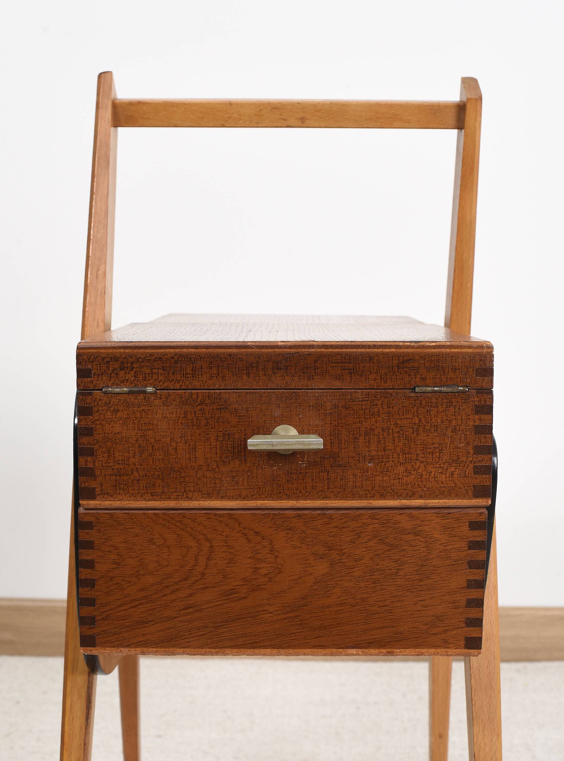 Old sewing box, worker, vintage 1950s