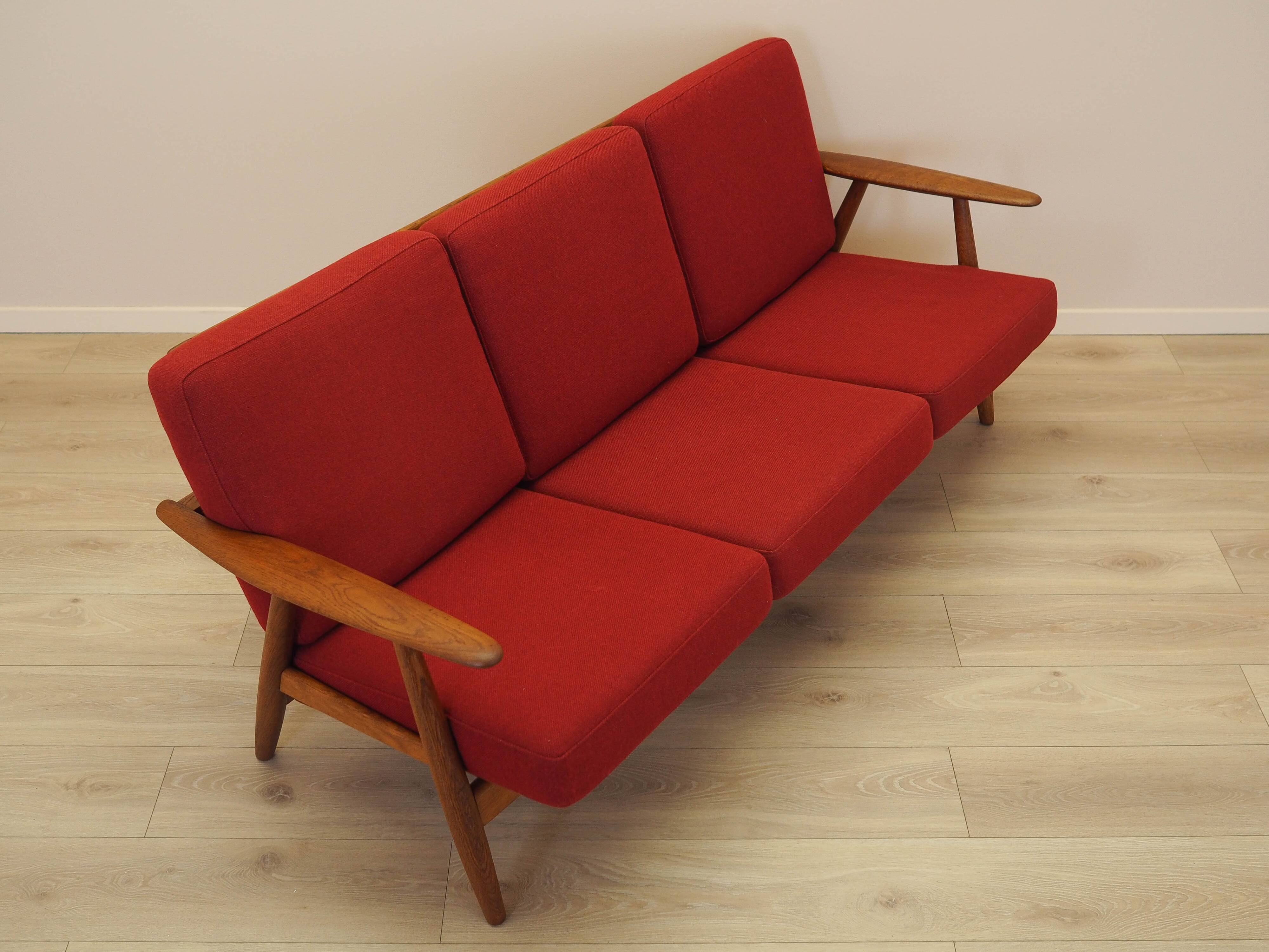 Red sofa CIGAR, Danish design, 1960s, Hans J. Wegner for Getama