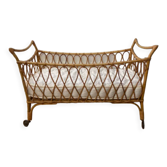 Rattan crib and mattress