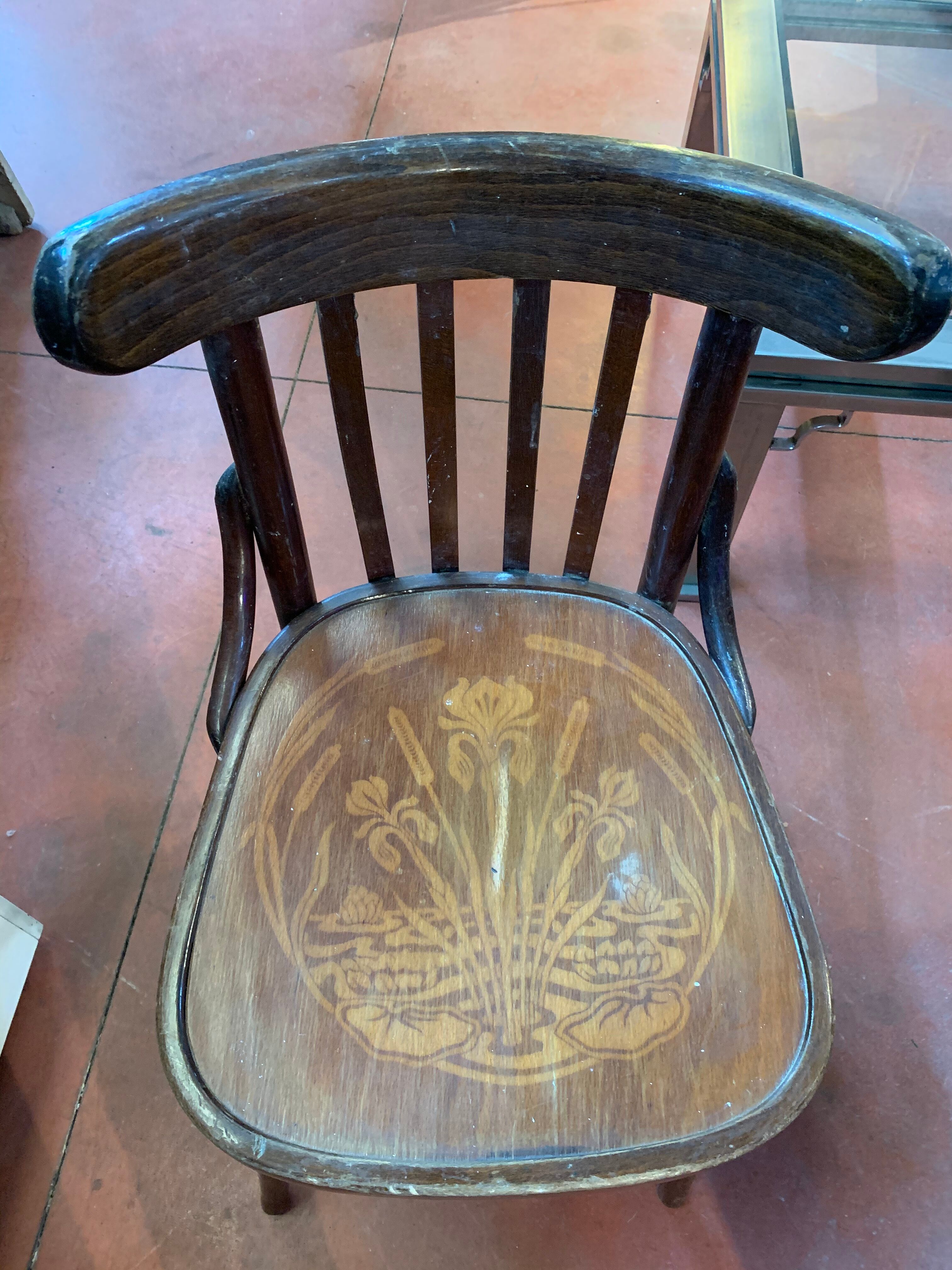 5 bistro chairs