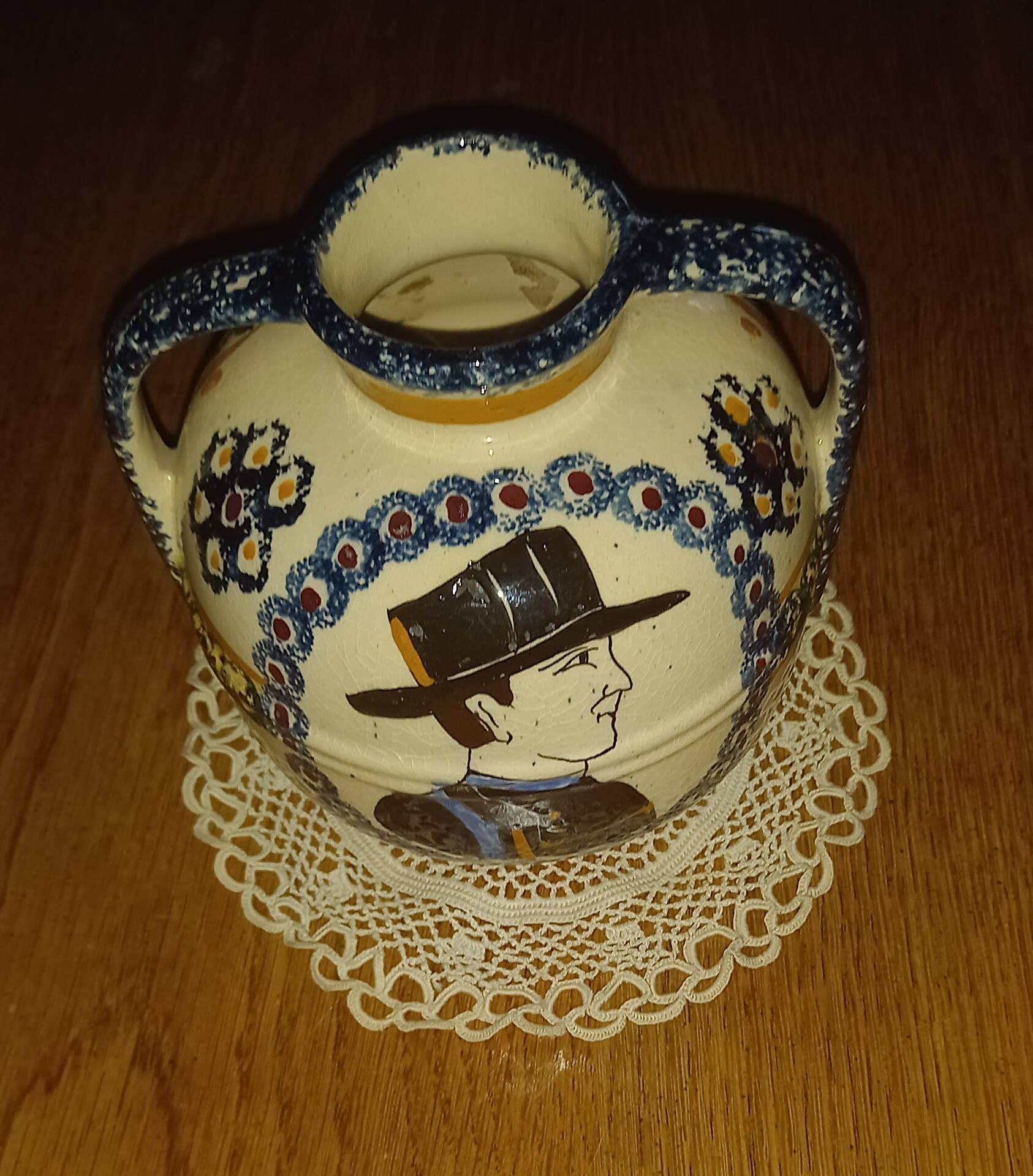 Henriot quimper round vase with handles - approximately 15.5x15cm.