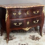 Curved rosewood chest of drawers from the Napoleon III period