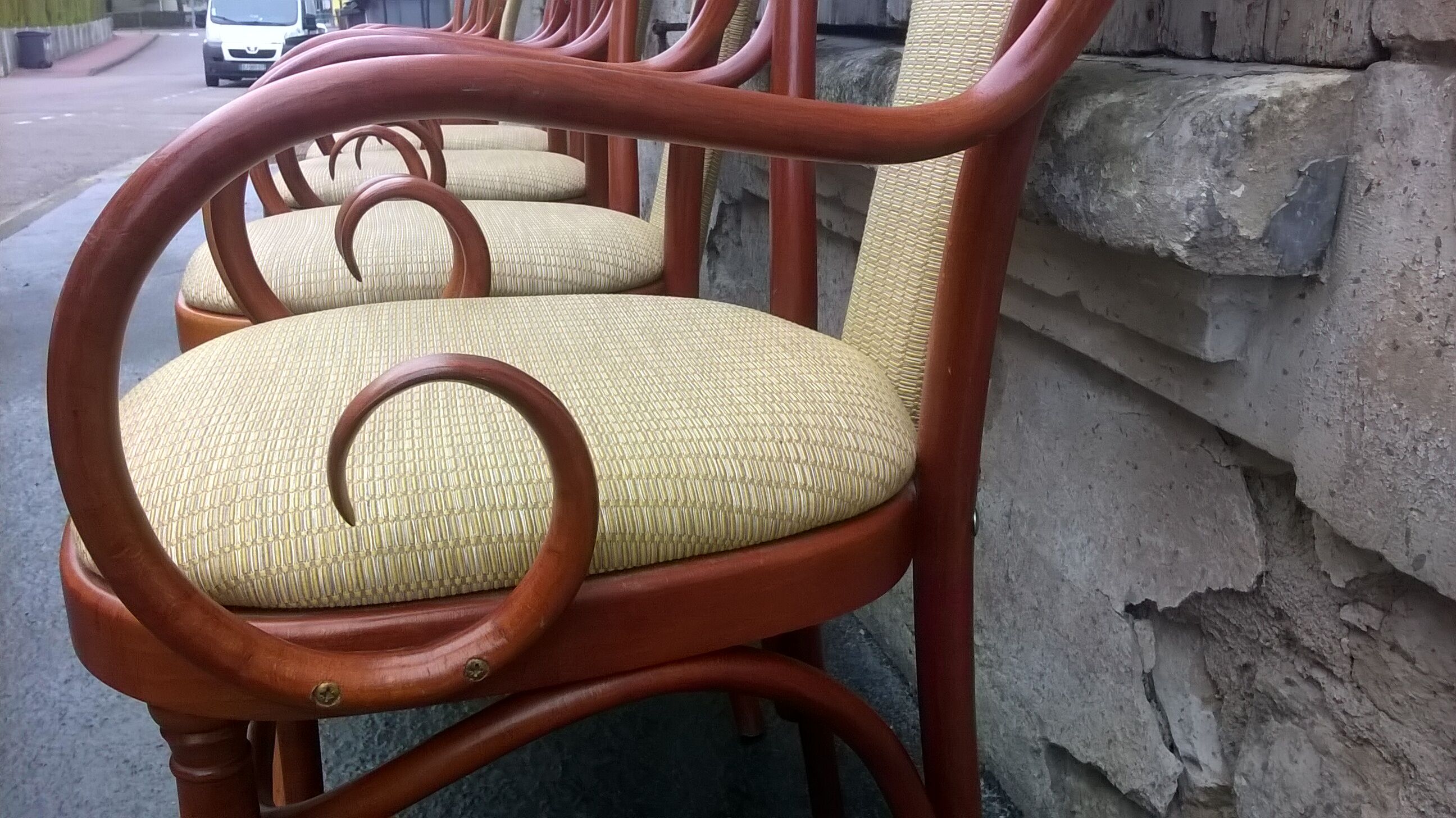 Sets of 4 fmg armchairs