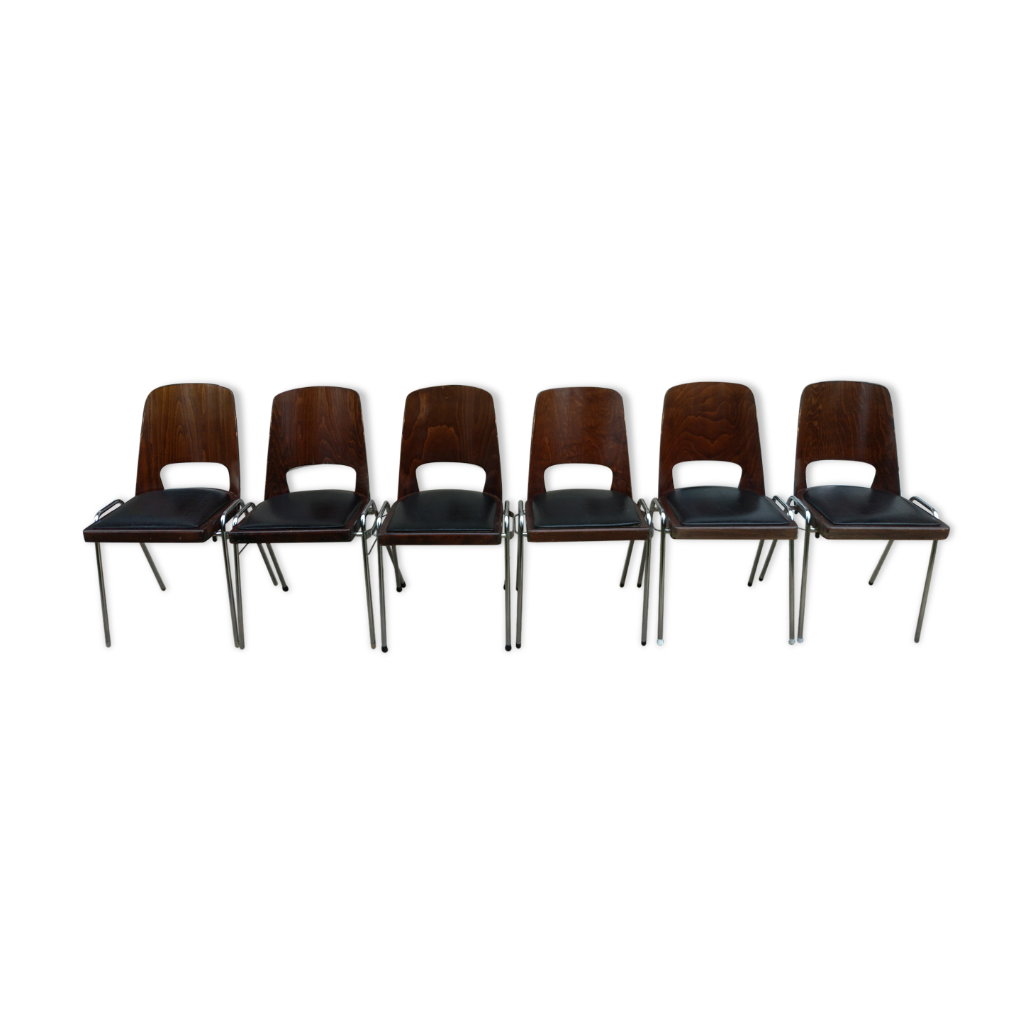 6 stackable Baumann chairs