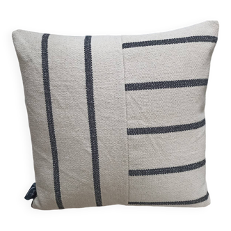 Striped woven cushion 40x40cm