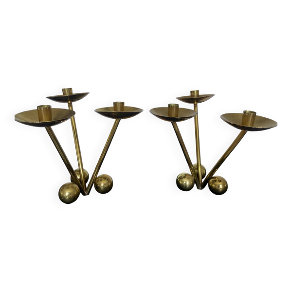 Paire de bougeoirs moderniste en bronze