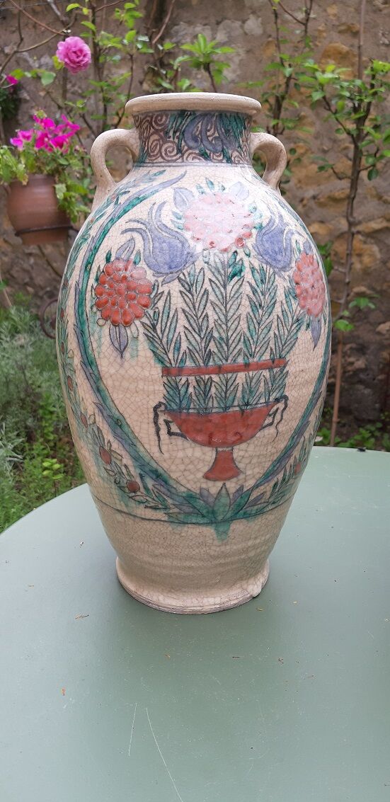 Paire de vases ovoïdes
