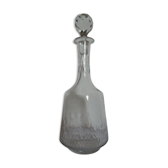 Hand-cut glass decanter, faceted glass cap