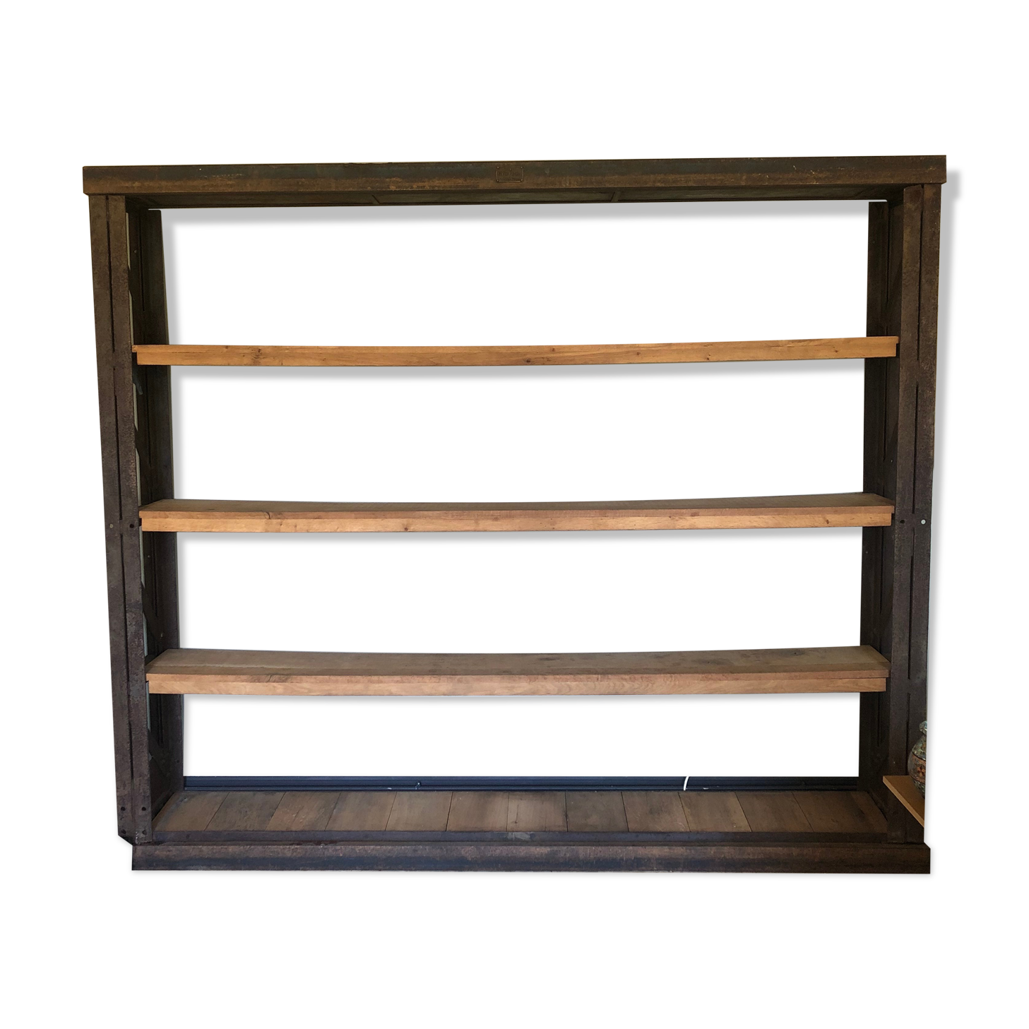 Industrial shelf