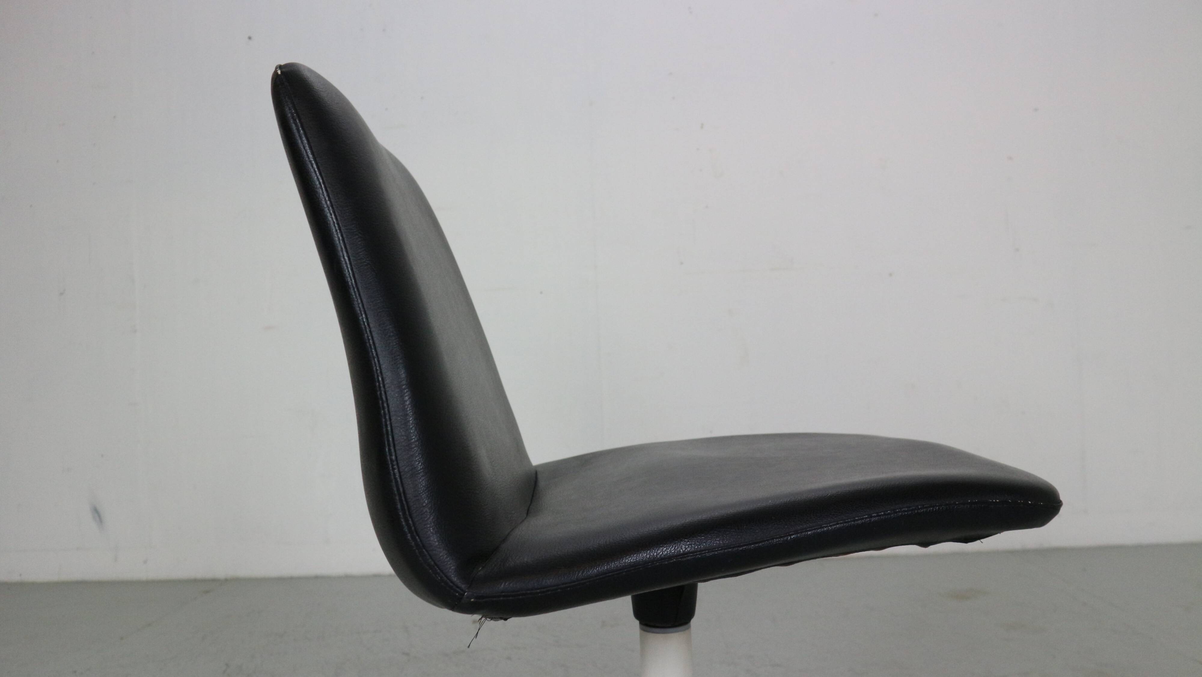 Scandinavian Modern Set Of 4 Dinning Chairs By Börje Johanson Vinga, Sweden 1970