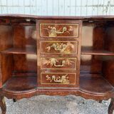 Venetian chest of drawers