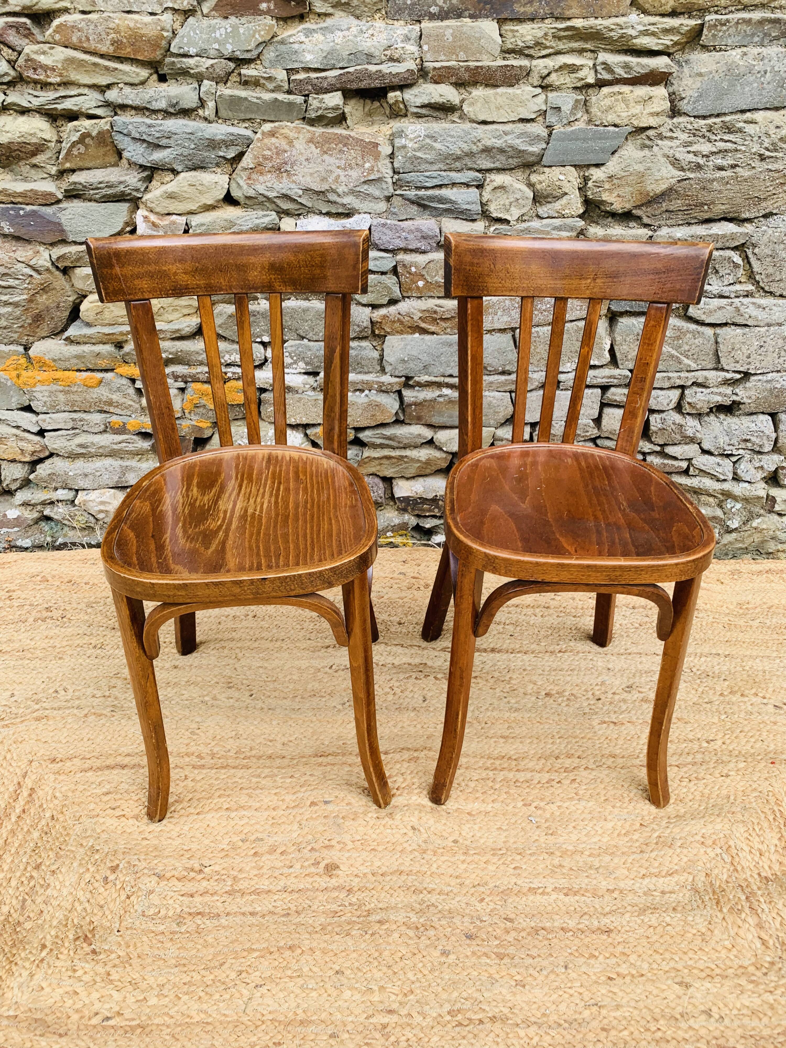 Paire de chaises bistrot Baumann