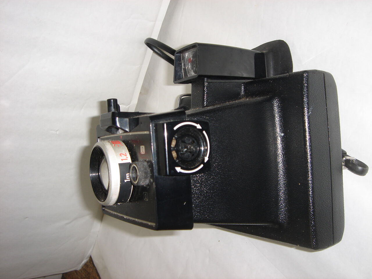 Colorpack 82 polaroid camera