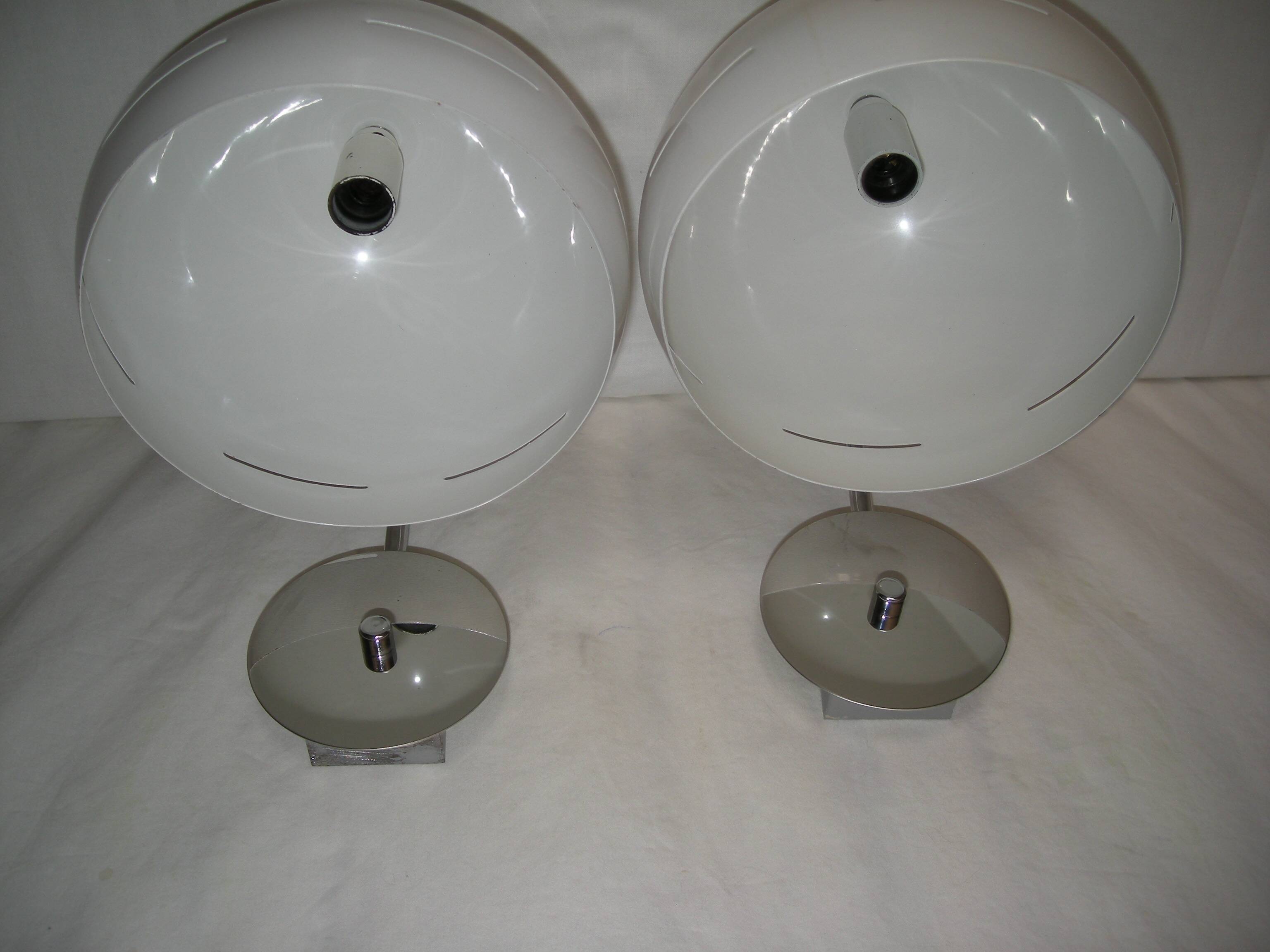 Pair of arco wall lights from the 70s