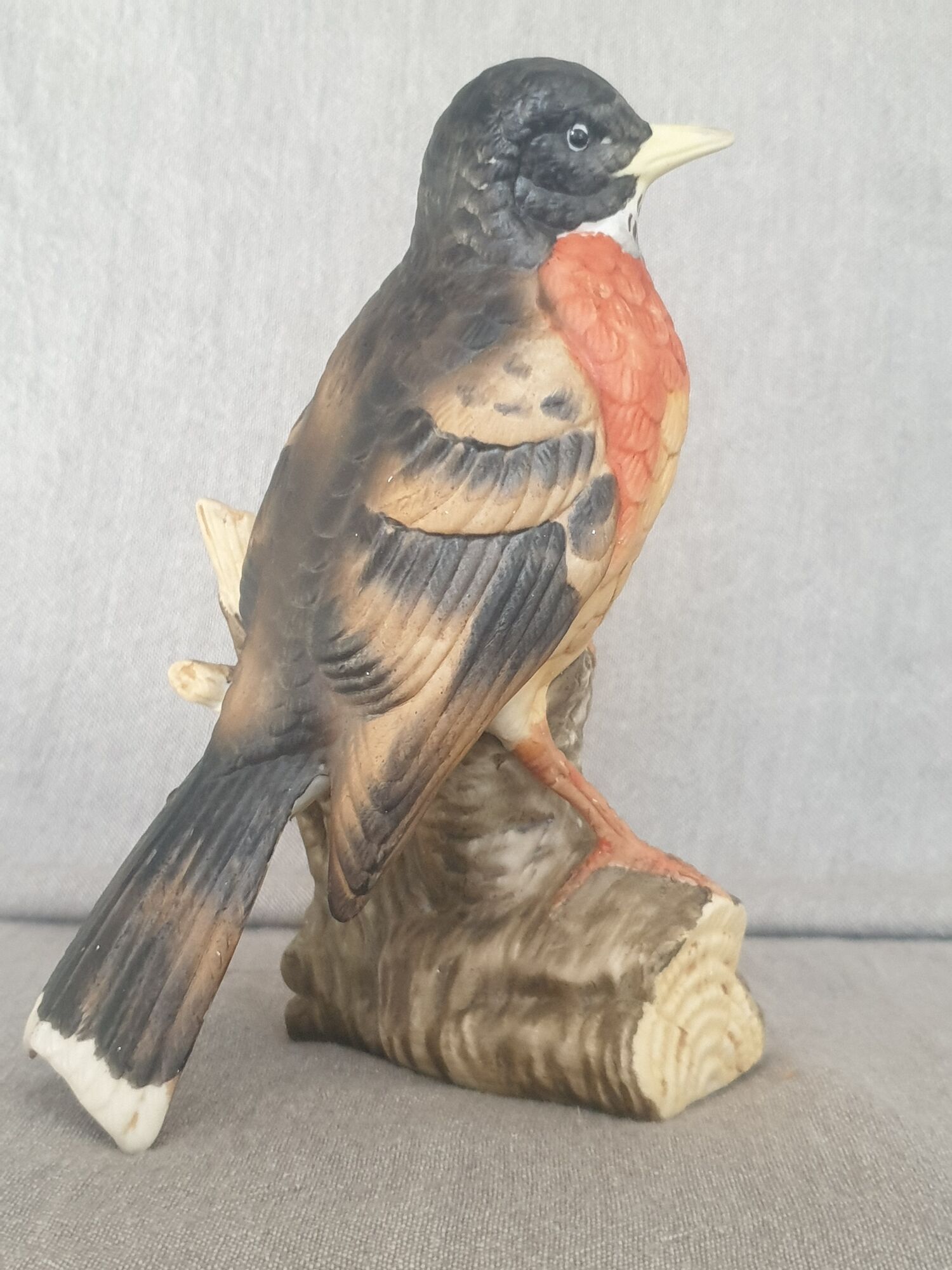 Matte porcelain bird sculpture from Milan by Eda Mann, American Blackbird