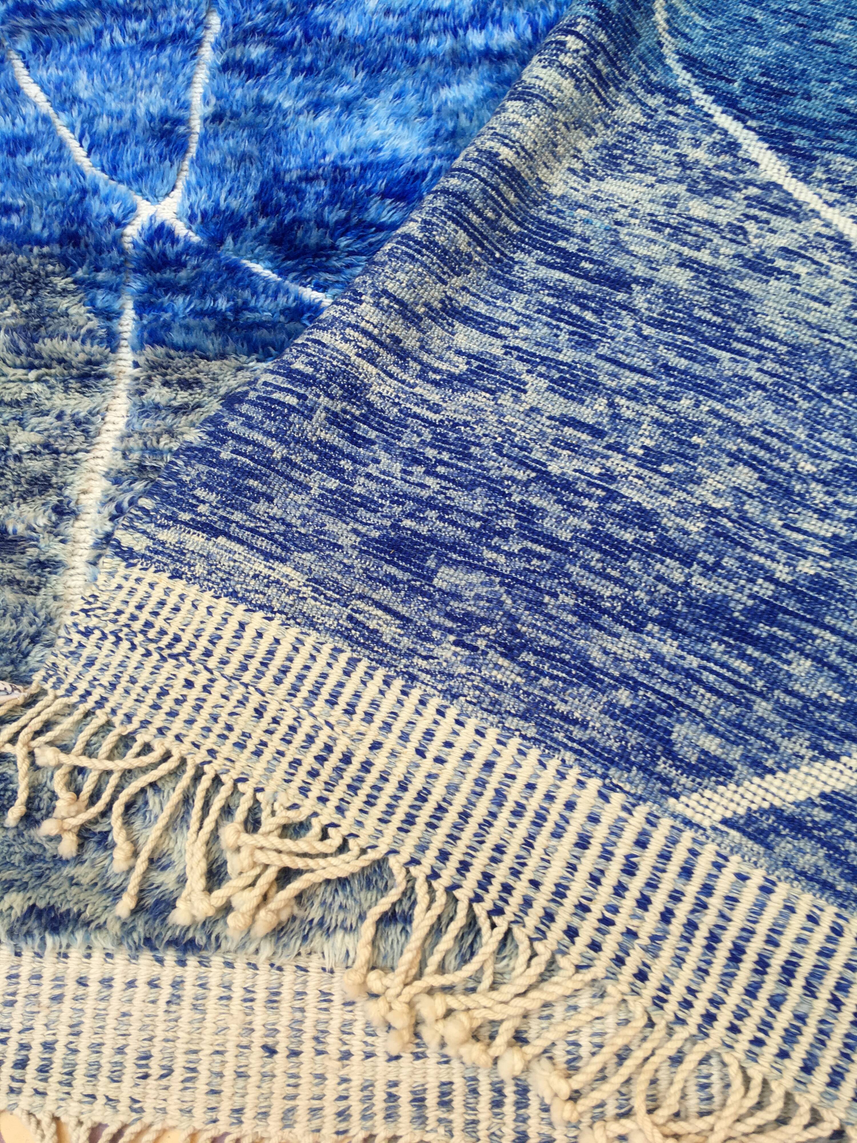 Mrirt rug 300 x 200 cm