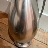 Vase, pichet en étain