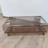 Rolling bar coffee table in vintage plexiglass 70s