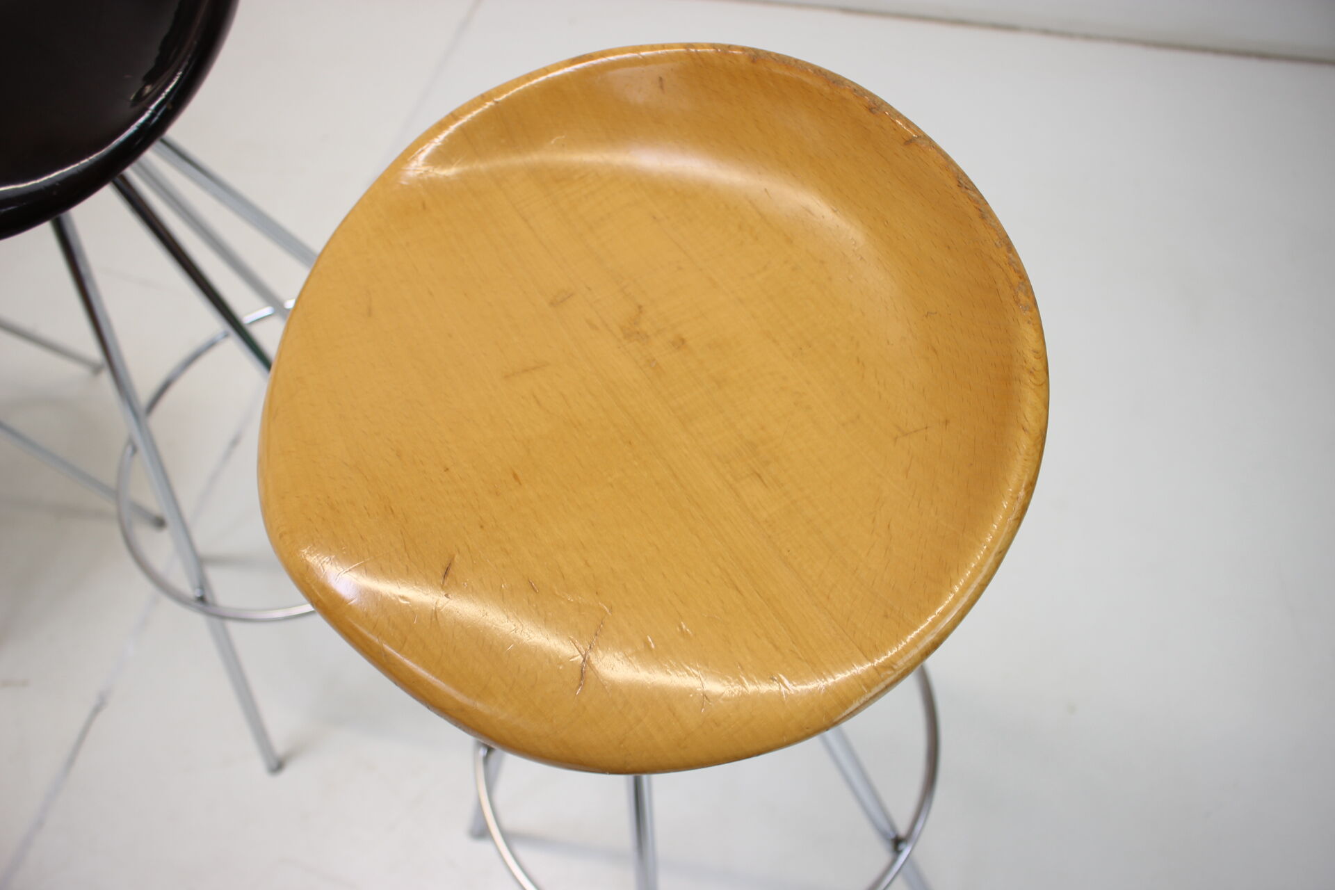 Set of Four Beech Jamaica Bar Stools by Pepe Cortés, 1990s