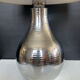 Lampe design en métal chromé