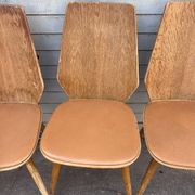 (Lot) 5 vintage wooden chairs attributed to Baumann (to be restored)