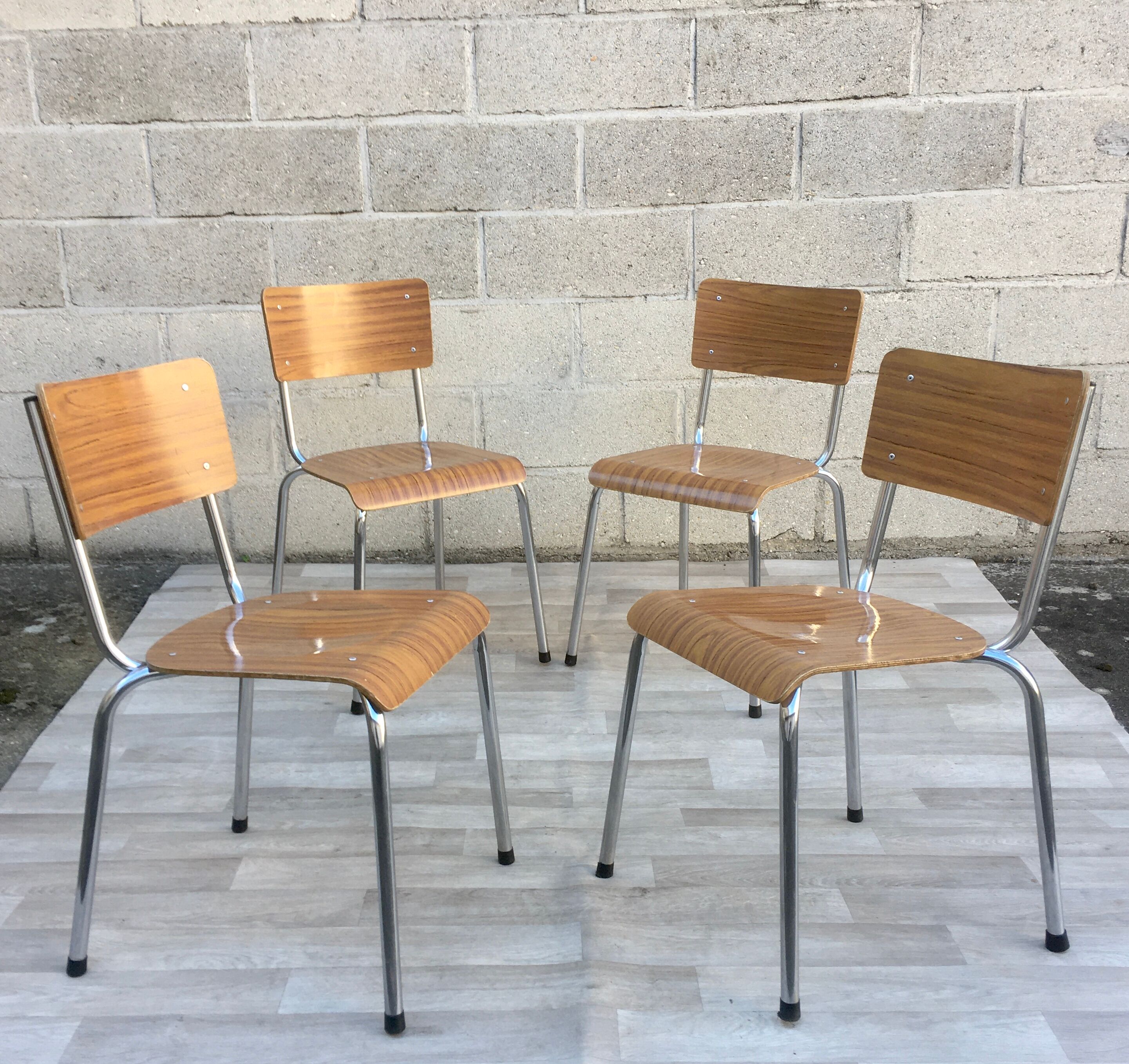 Set of 4 retro chairs in formica