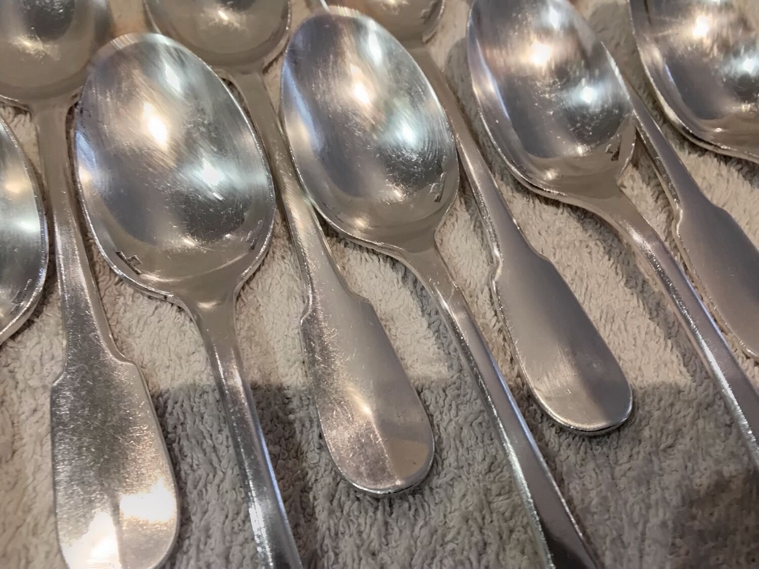 11 silver-plated teaspoons by Christofle, Cluny pattern, striped